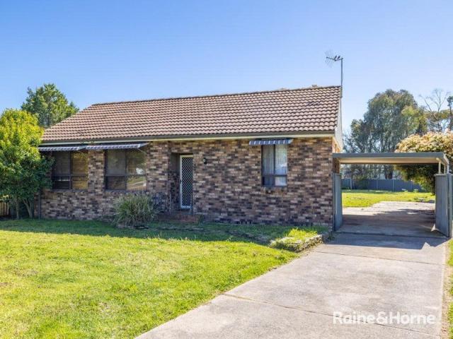 Gormans Hill Available 23/9/2026
