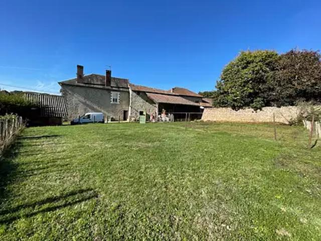 Gorre 87310 Achat / Vente maison 11 pièces t11 terrasse cave