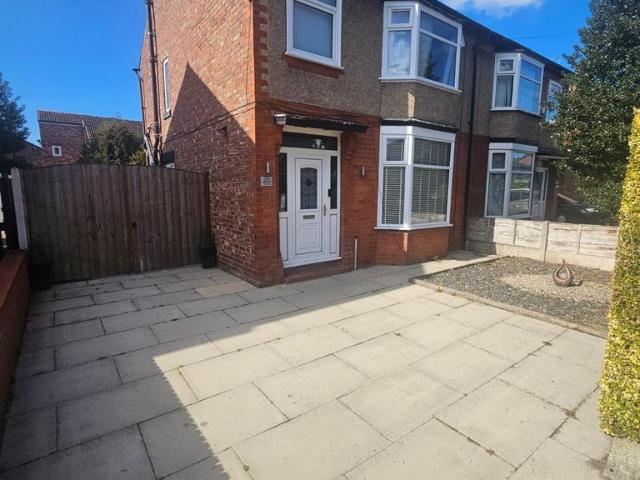 Gorse Lane, Stretford 3 bed semi detached house to rent £1,550 pcm £358 pw