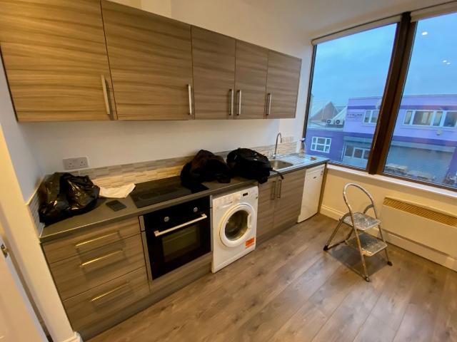 Gorst Road, Park Royal North Acton NW10, Studio to rent, £1,350 pcm | PrimeLocation
