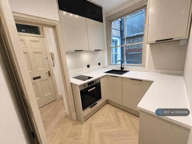 Goschen House, London, SE5 1 bed flat to rent £1,795 pcm £414 pw
