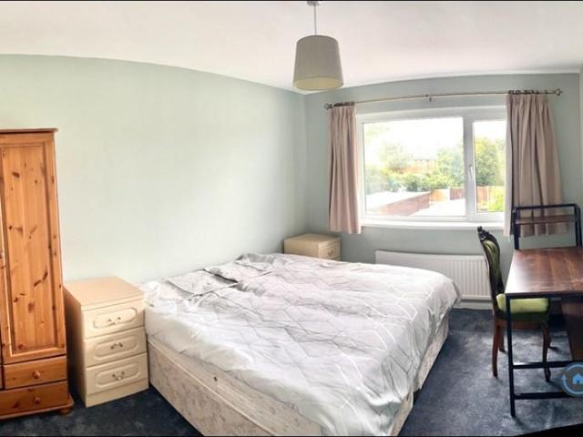 Gosfield Road, Colchester, CO2 1 bed in a house share to rent £660 pcm £152 pw
