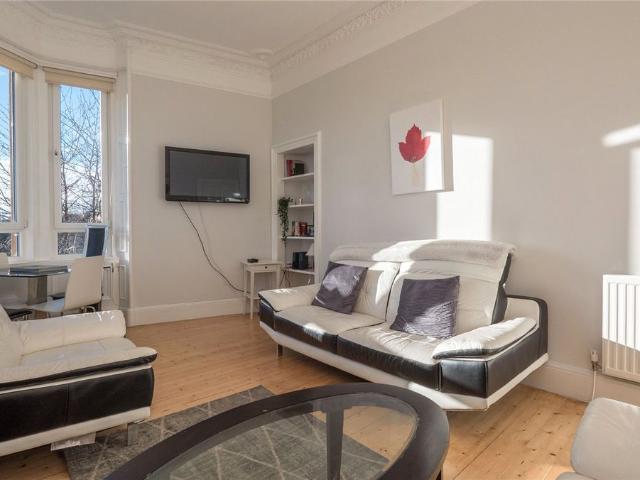 Gosford Place, Edinburgh EH6, 2 bed flat to rent, £1,535 pcm | PrimeLocation