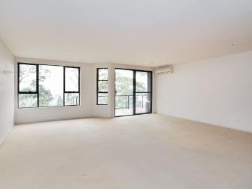 Gosford, 5/84 John Whiteway Drive