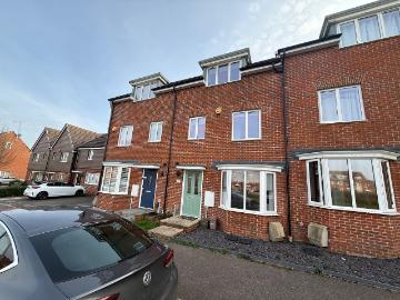 Goshawk Green, Leighton Buzzard LU7, 4 bed town house to rent, £1,700 pcm | PrimeLocation