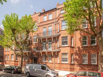 Gospel Oak, London, NW5 4 bed flat to rent £4,117 pcm £950 pw