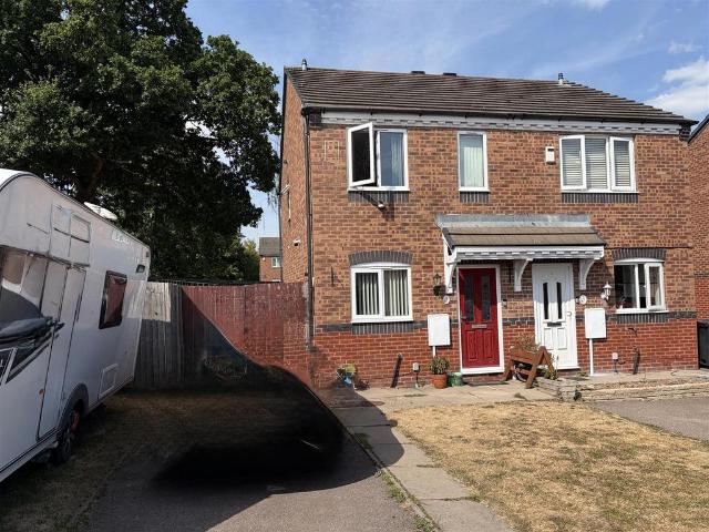 Gospel Lane, Acocks Green, Birmingham 2 bed house to rent £1,200 pcm £277 pw