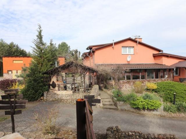 Gospodarstwo agroturystyczne 277 m² z 5,22 ha, stawy, relaks polecam!