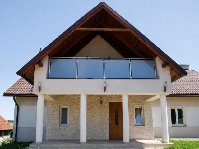 Gospodarstwo mleczne z domem 200 m², stabilny dochód polecam!