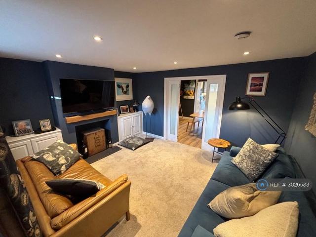 Gossoms End, Berkhamsted, HP4 3 bed terraced house to rent £2,300 pcm £531 pw