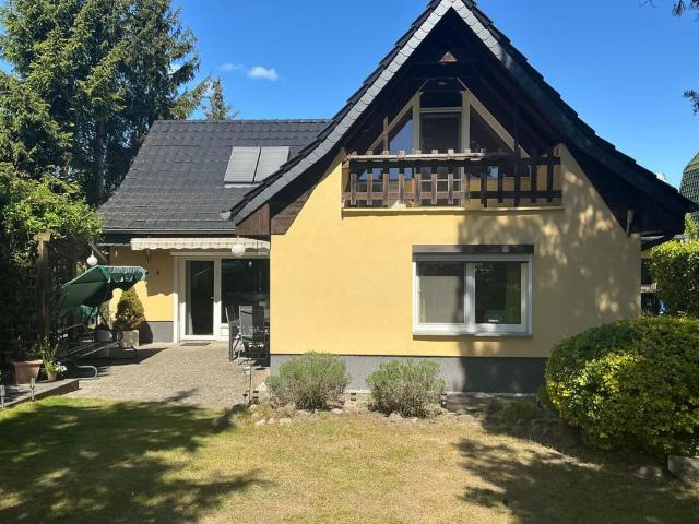 Goßzügiges EFH mit Garten, 195 qm WF, direkt vom Eigentümer