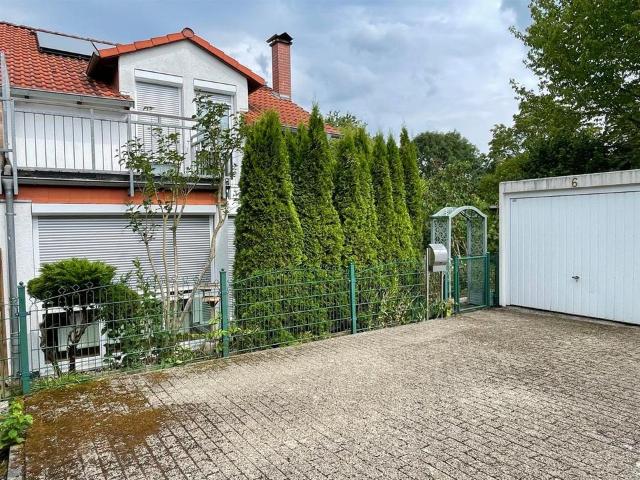 Göttingen Holtenser Berg + gepflegte DHH + Garten, Garage & Kamin
