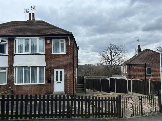 Gotts Park View, Armley, Leeds LS12, 3 bed semi detached house to rent, £1,050 pcm | PrimeLocation