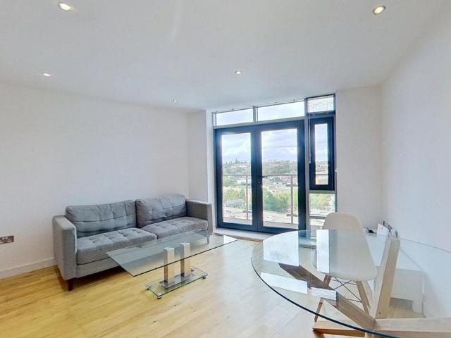 Gotts Road, Leeds LS12, 1 bed flat to rent, £1,025 pcm | PrimeLocation