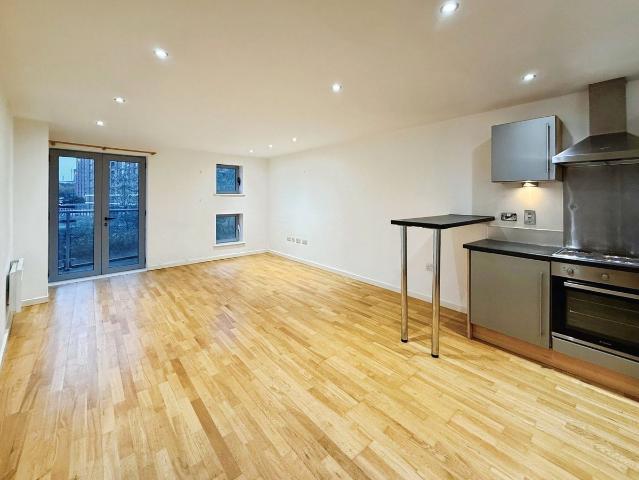 Gotts Road, Leeds LS12, 1 bed flat to rent, £850 pcm | PrimeLocation