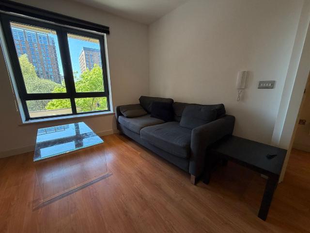 Gotts Road, Leeds LS12, 1 bed flat to rent, £950 pcm | PrimeLocation