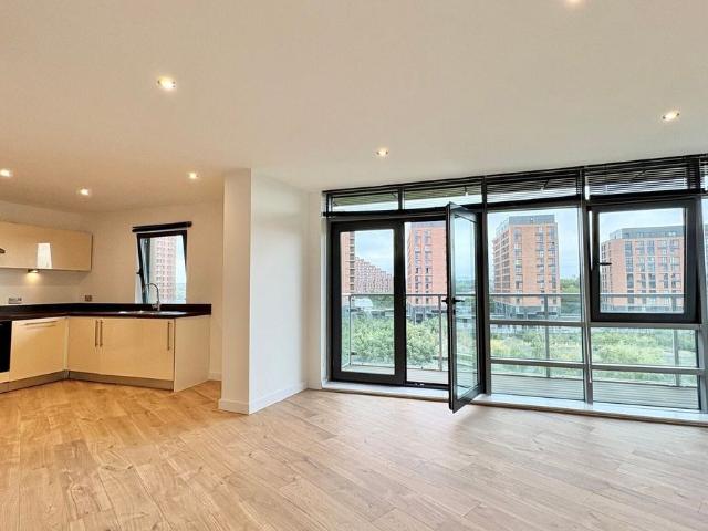 Gotts Road, Leeds LS12, 2 bed flat to rent, £1,265 pcm | PrimeLocation