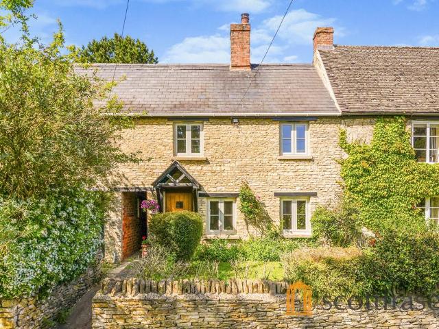 Gothic Villa, High Street, Ramsden, OX7 3 bed terraced house to rent £1,850 pcm £427 pw