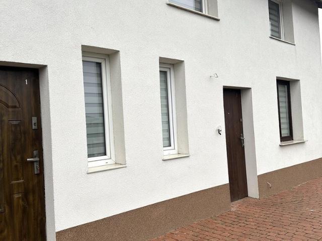 Gotowa inwestycja 100 m² z lokalami na wynajem w Kajetanach