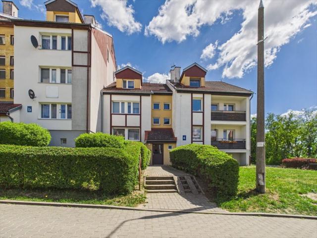Gotowe 2 pokojowe mieszkanie z dużym balkonem i piwnicą
