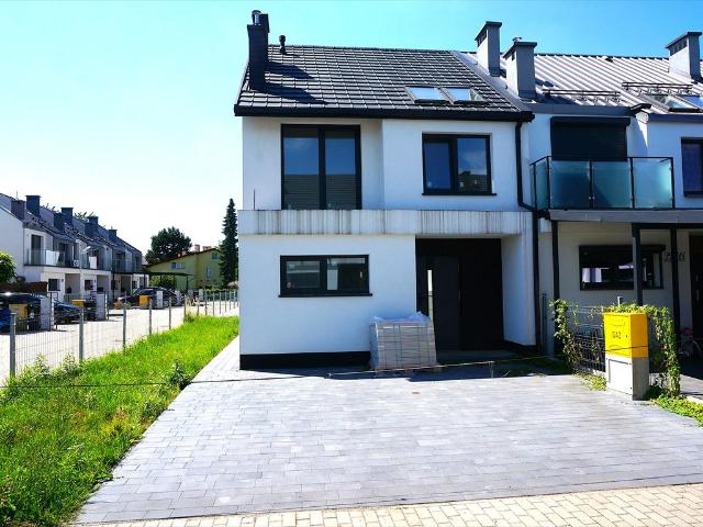 Gotowy segment narożny w Zaczerniu 90,18 m2