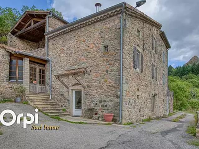 Gourdon 07000 Achat / Vente maison 5 pièces t5 jardin terrasse