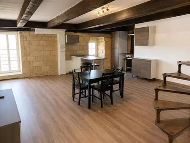 Gourdon 46300 Location appartement 3 pièces t3