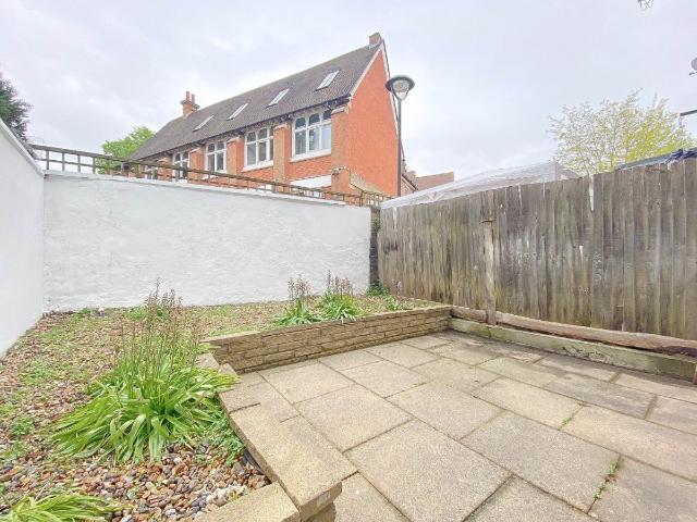 Gowan Road, Willesden Green, London NW10, 4 bed terraced house to rent, £3,150 pcm | PrimeLocation