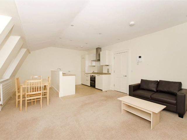 Gower Street, Fitzrovia WC1E, 1 bed flat to rent, £2,968 pcm | PrimeLocation
