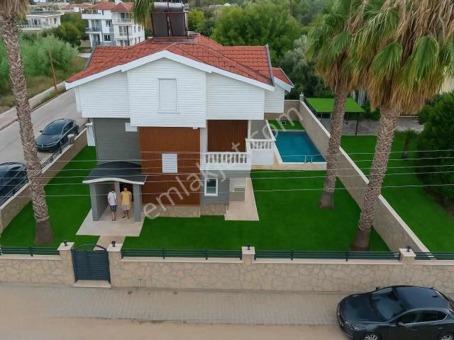 Göynükte 4+1 Tam Müstakil Tripleks Havuzlu Villa Can iş Emlak