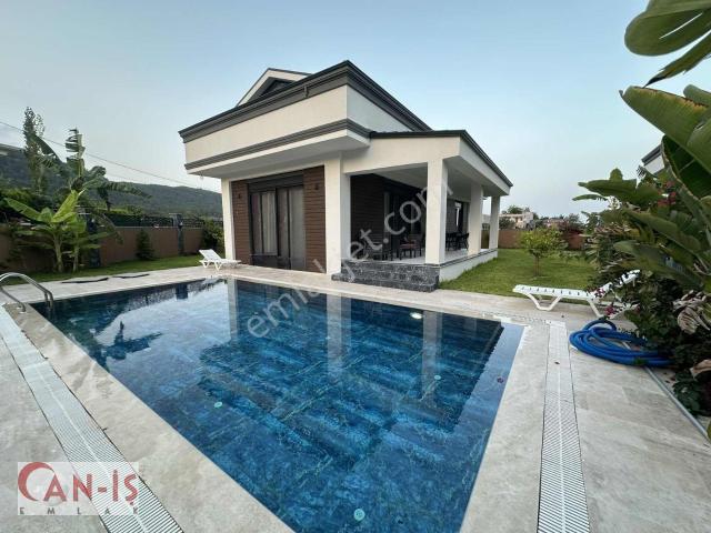 Göynükte Ormanın Kıyısında, Özel Mimarili Unique Lüks Villa