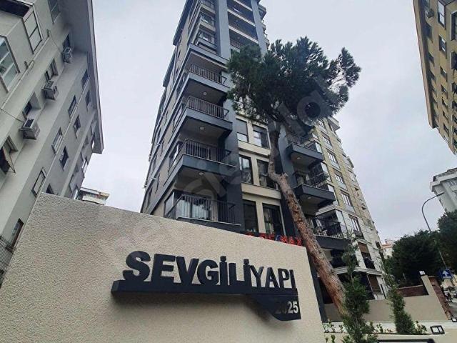 GÖZTEPE MARMARAYA,MİNÜBÜSE YAKIN AYRI MUTFALI 1+1 SATILIK DAİRE