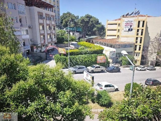 Göztepe Metro Yakinı 3 1doğalgazlı Arakat Daire