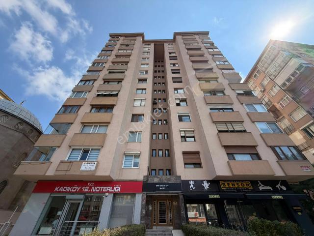 Göztepe’de Minibüs Caddesi’nde 205 M² 4+1 10. Kat Kapalı Otopark