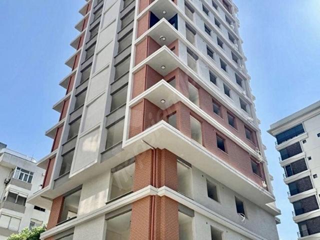 GÖZTEPE DE BAĞDATA VE MARMARAYA ÇOK YAKIN 3+1 130M2 BALKONLU