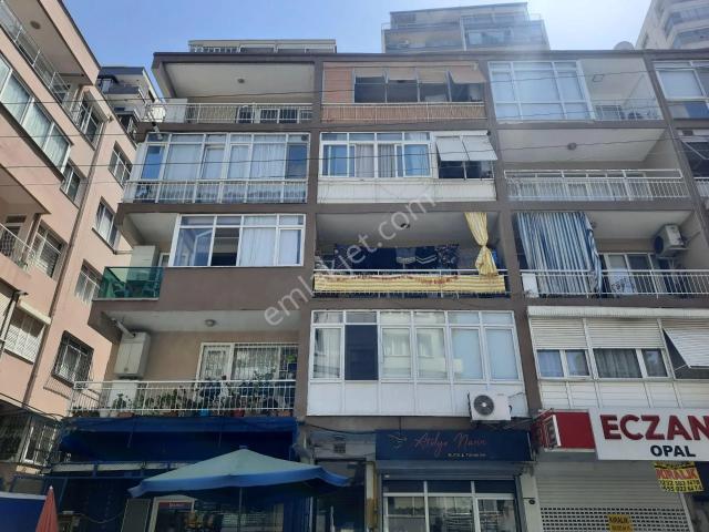 Göztepe Hakimevleri'nde, Doğalgazlı, Çift Cepheli, Kapalı Mutfak