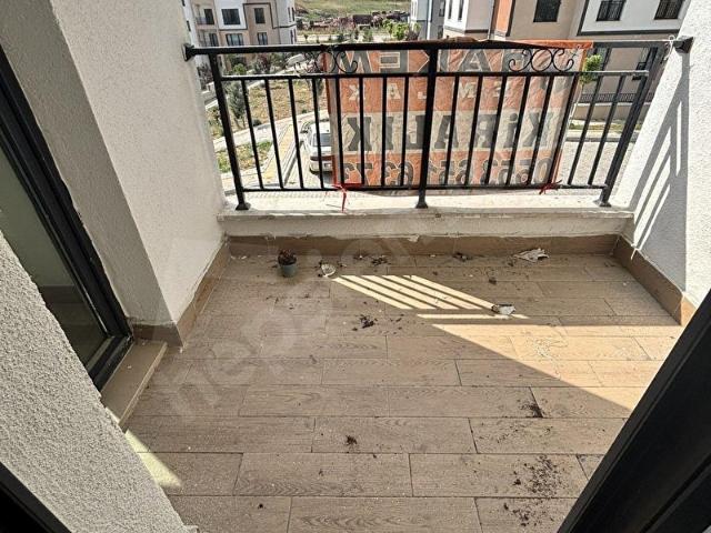 Göztepe TOKİlerinde en geniş 3+1 kiralık daire 1.kat