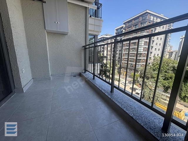 GÖZTEPE'de BAĞDAT CAD. YAKIN 3+1 135m2 SIFIR BOŞ SATILIK DAİRE