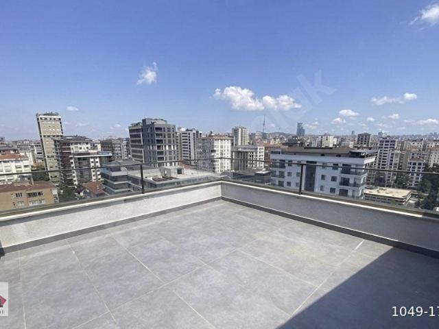 GÖZTEPE'DE BAĞDAT CADDESİNE YAKIN 240 M2 4+2 LÜX DUBLEX