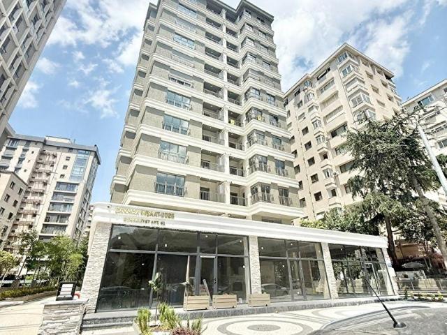 GÖZTEPE'DE MARMARAY'A VE BAĞDAT'A YAKIN 3+1 BALKONLU ÖNÜ AÇIK FERAH DAİRE