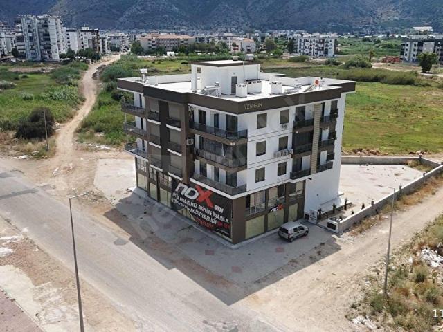 GÖZDE KONUMDA AYRI MUTFAK VE ÇİFT BANYOLU GENİŞ 2+1 DAİRE