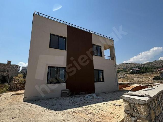 GÖZNE'DE SIFIR ÖNÜ AÇIK 4+1 SATILIK VİLLA