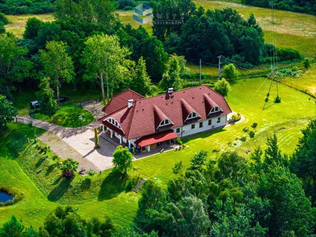 Ględy, 845 m2