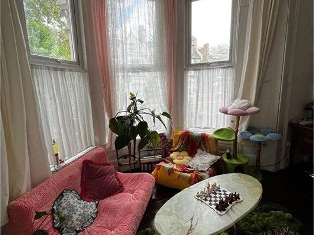 Gloucester Drive, London N4, 1 bed flat to rent, £1,500 pcm | PrimeLocation