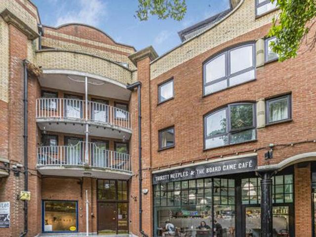 Gloucester Green, Oxford, 2 Bedroom Apartment