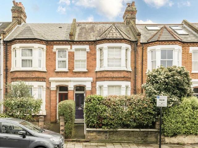 Gloucester House, 140 Cavendish Road, London, SW12 0DD, United Kingdom | 2 bed apartment for rent #138695222 | Rentberry