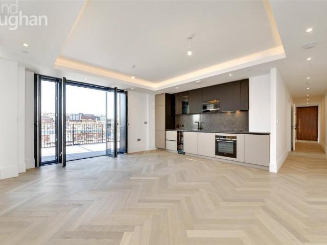 Gloucester Place, Brighton BN1 2 bed flat to rent £3,000 pcm £692 pw