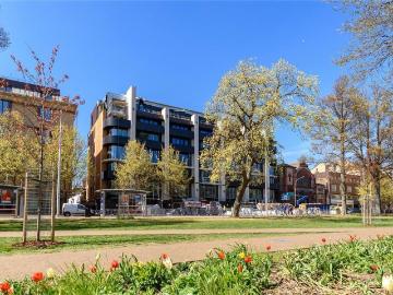 Gloucester Place, East Sussex BN1 2 bed flat to rent £2,100 pcm £485 pw