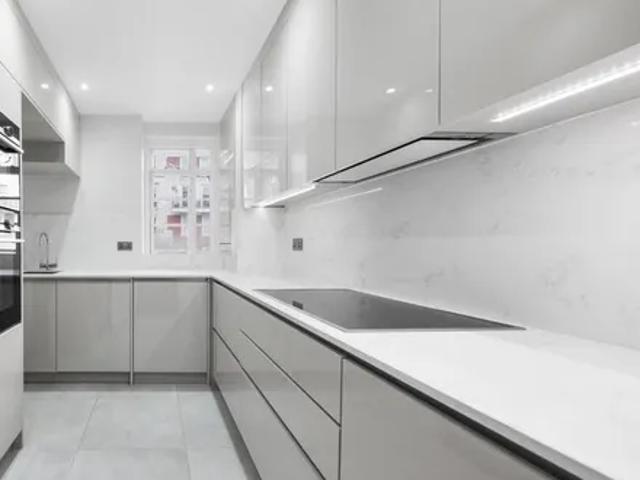 Gloucester Place, London, NW1 5AL, United Kingdom | 3 bed apartment for rent #123517504 | Rentberry