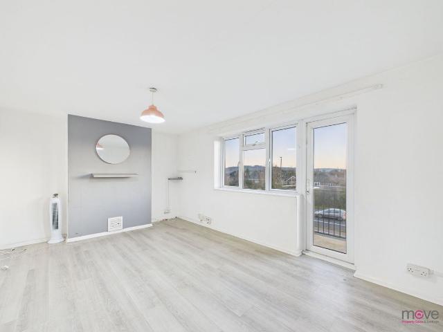 Gloucester Road, Cheltenham GL51, 2 bed flat to rent, £950 pcm | PrimeLocation